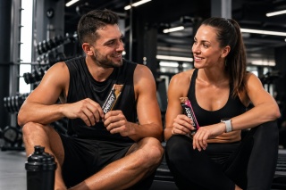 Baton energetyczny czekoladowy o smaku czekoladowym skuteczny Etixx Energy Sport Bar Chocolate 40g